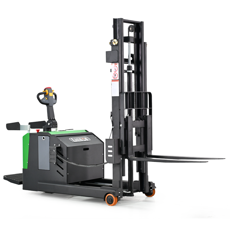 Reach Truck1.5T Stand-On Forward Counterweight Forklift Truck - Image 4